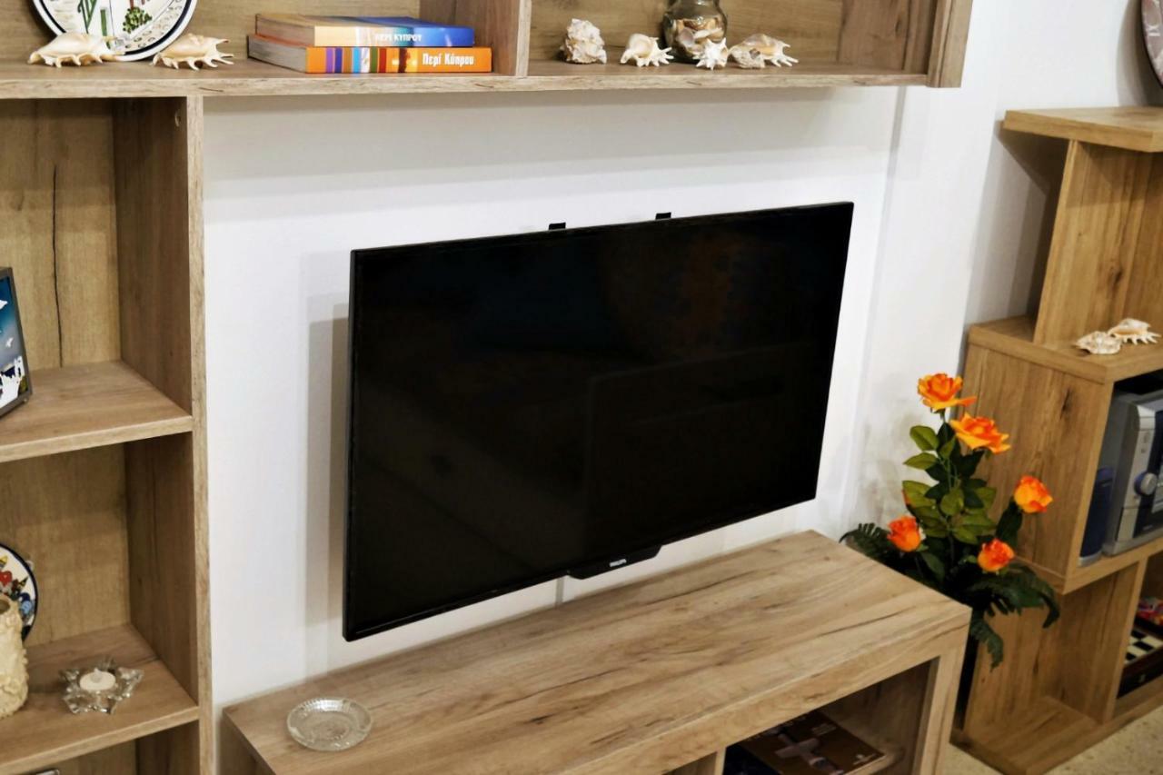 Easystay Two Bedroom Apartment Larnaca Esterno foto