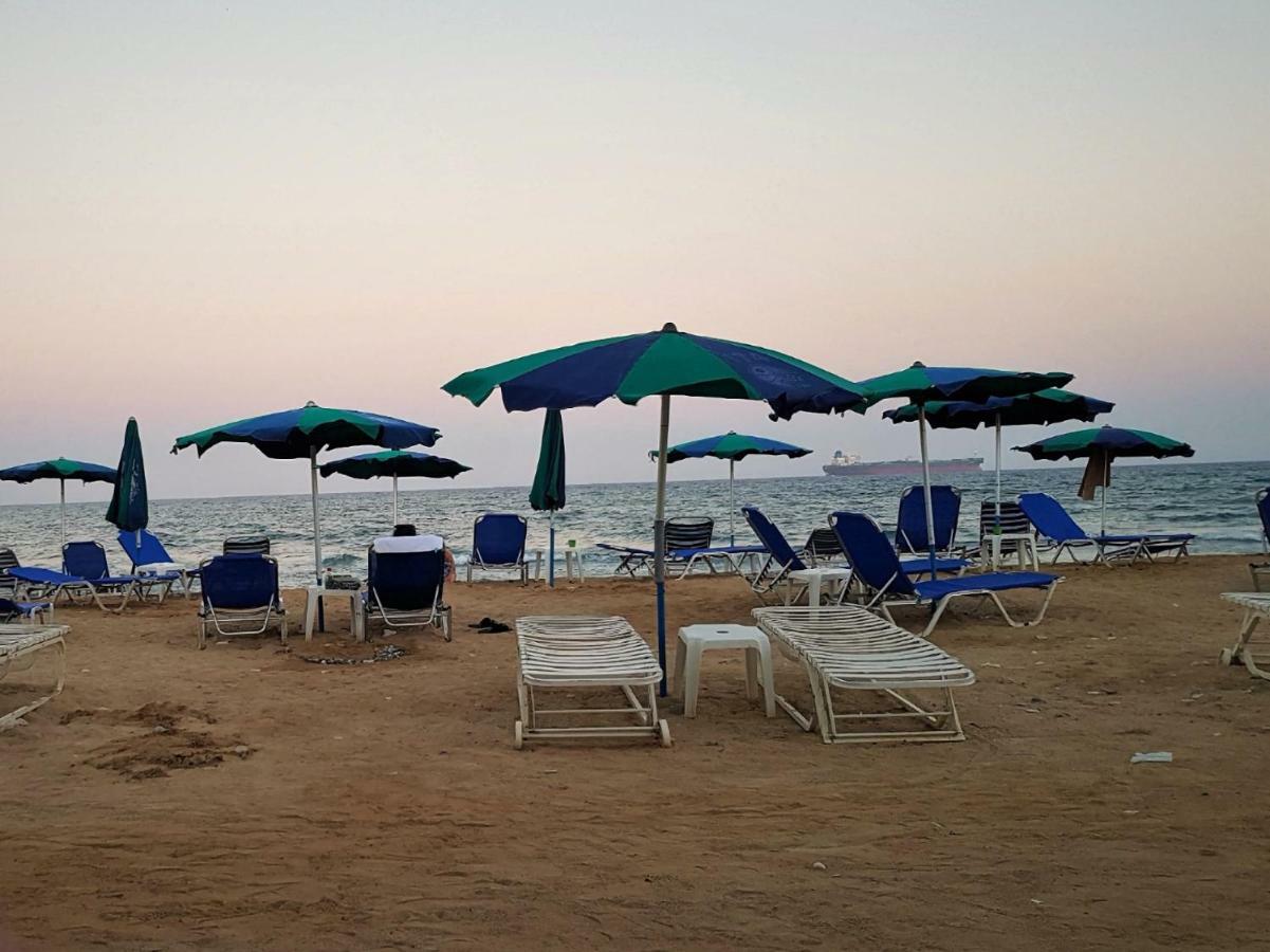 Easystay Two Bedroom Apartment Larnaca Esterno foto