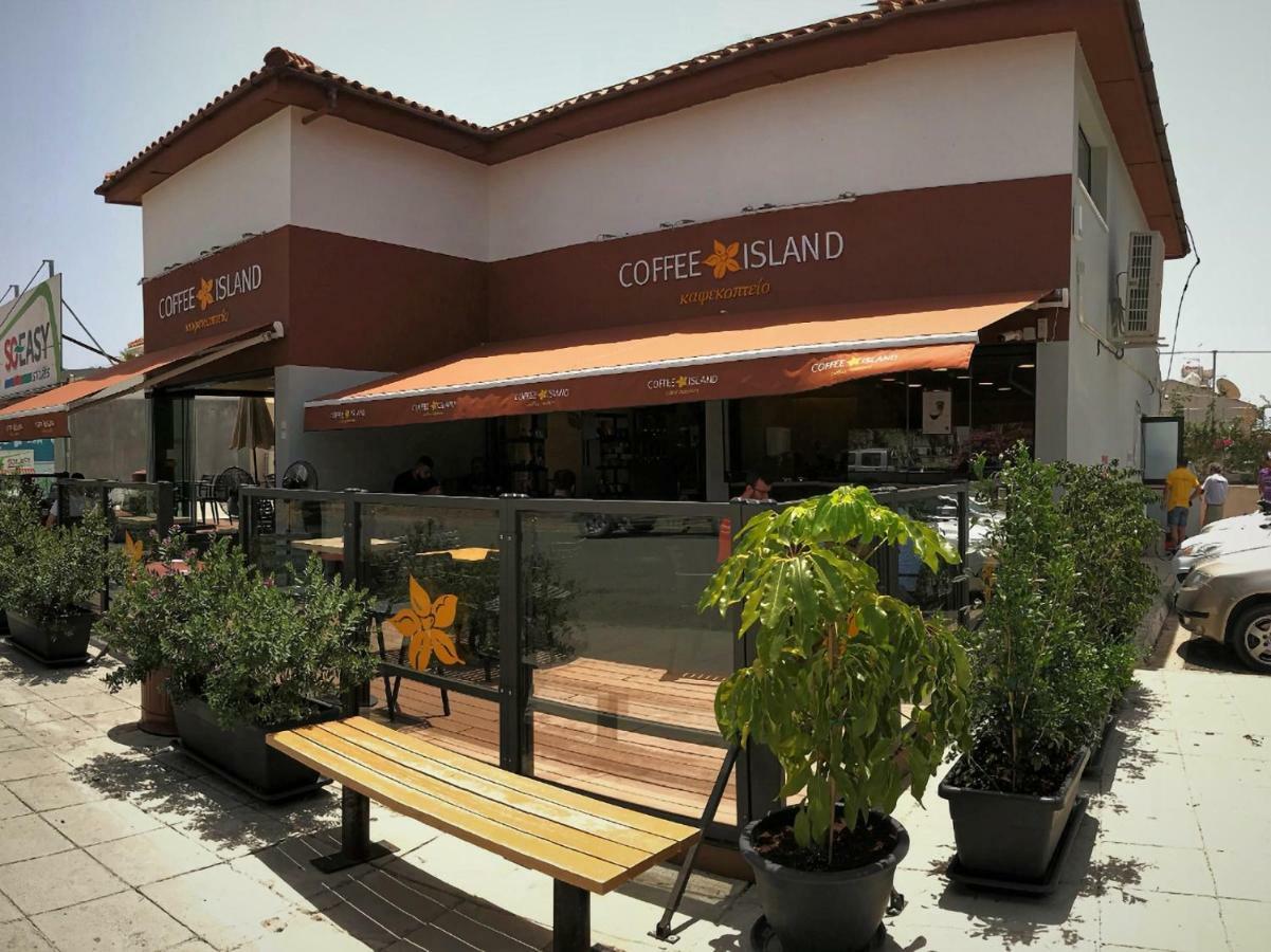 Easystay Two Bedroom Apartment Larnaca Esterno foto