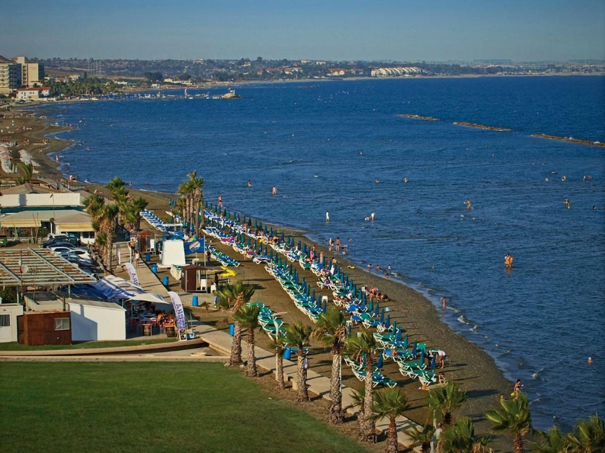 Easystay Two Bedroom Apartment Larnaca Esterno foto