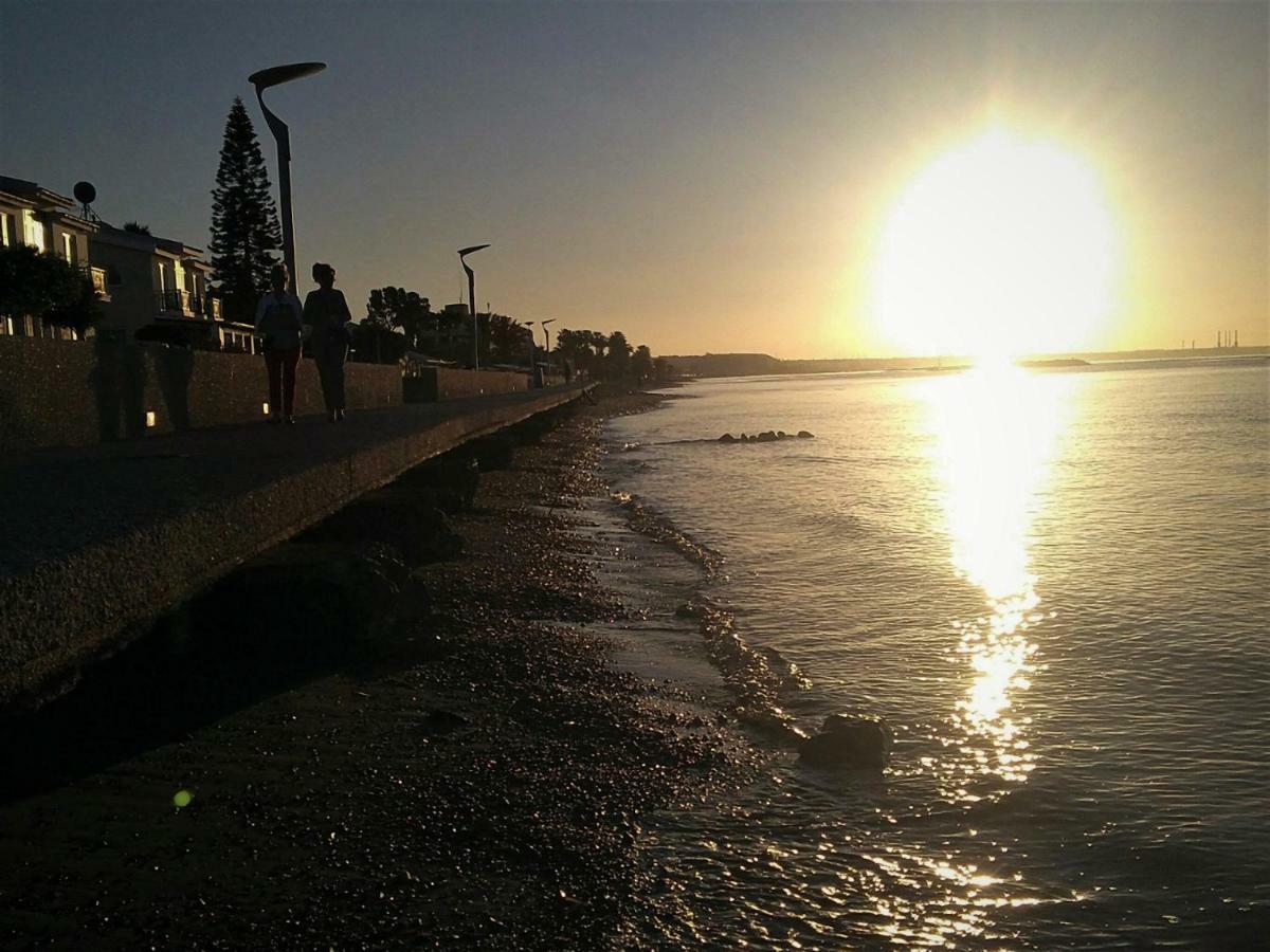 Easystay Two Bedroom Apartment Larnaca Esterno foto